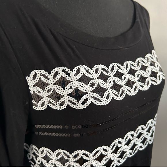 White House Black Market Sequin Black & White Detail Dress. Sized Large - Picture 3 of 6
